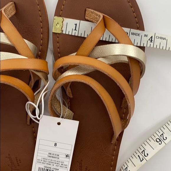 Universal Thread Maritza Tan & Metallic Sandals - Picture 8 of 8